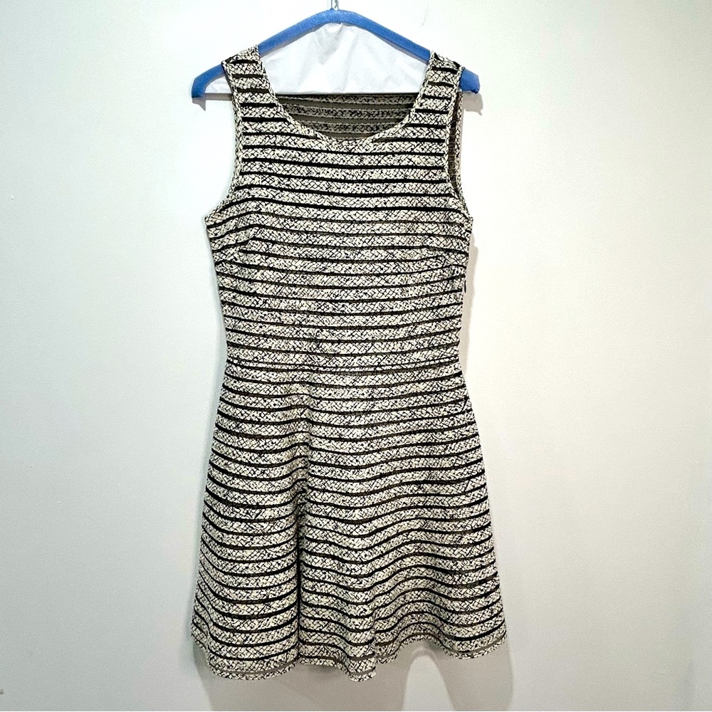 PARKER Black and White Sleeveless Flare Dress in Women’s Size Small